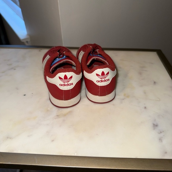 Adidas toddler sneaker - Picture 2 of 4